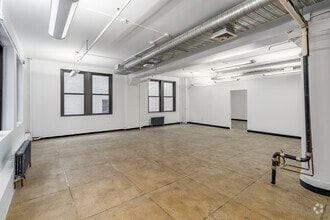 45 W 34th St, New York, NY for lease Interior Photo- Image 2 of 7