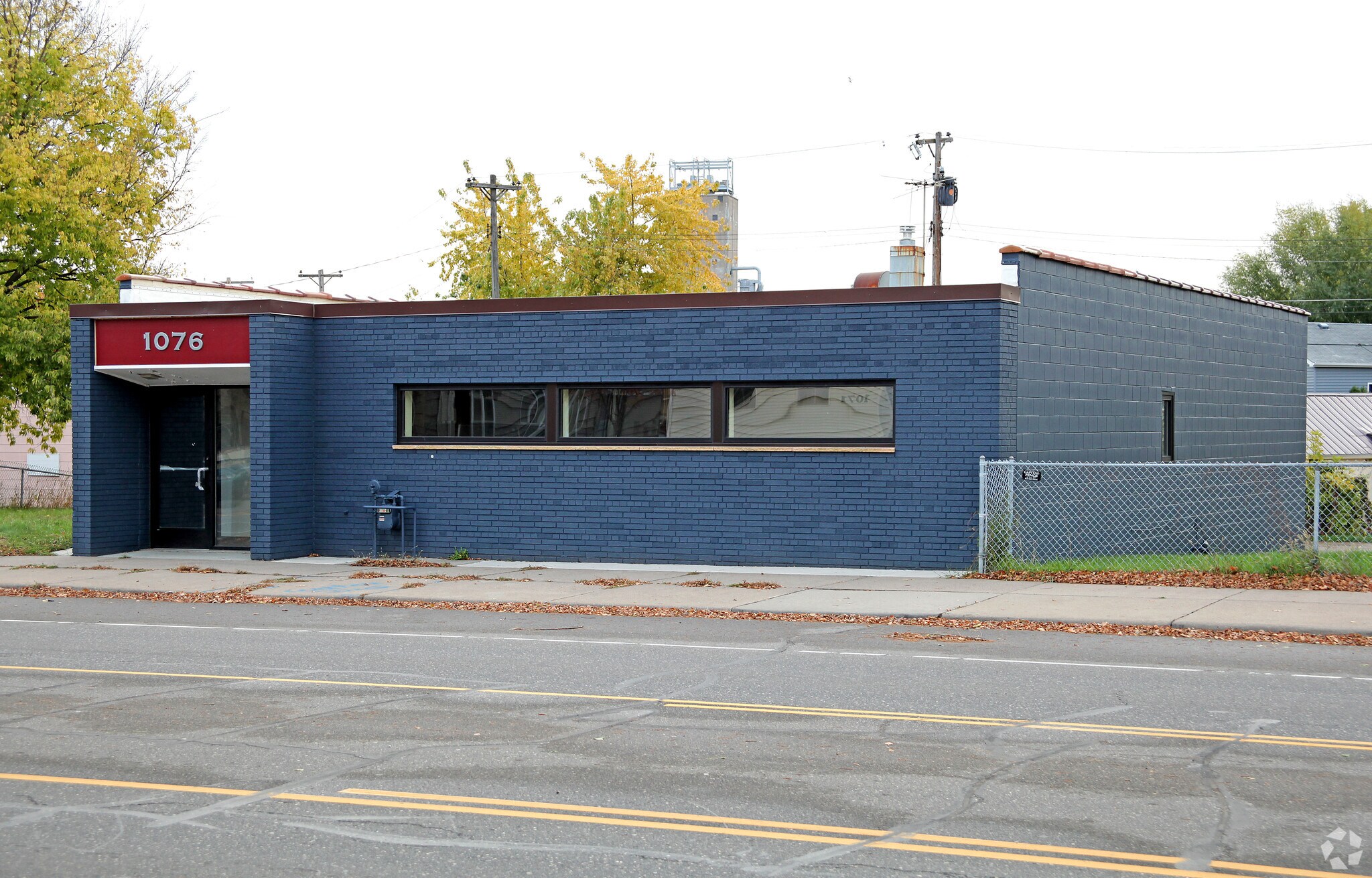 1076 7th St W, Saint Paul, MN for sale Primary Photo- Image 1 of 7