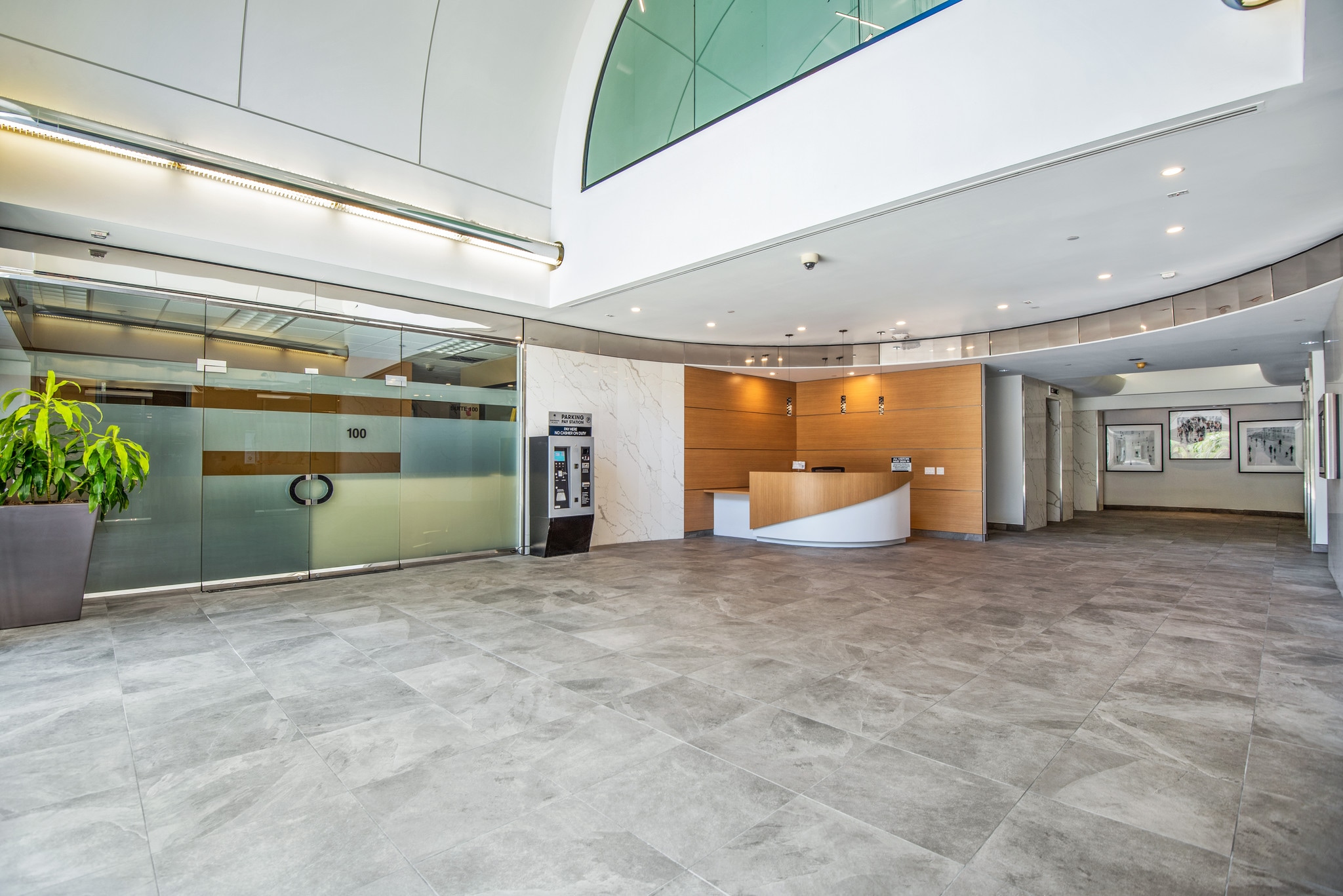 15400 Sherman Way, Van Nuys, CA for lease Primary Photo- Image 1 of 5