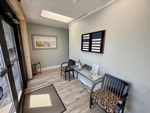 911 S 8th St, Fernandina Beach, FL à louer Photo intérieure- Image 2 de 14