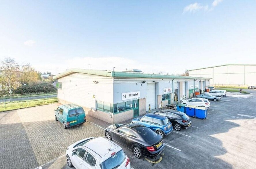 Lamplight Way, Manchester à louer - Photo du bâtiment - Image 3 de 4