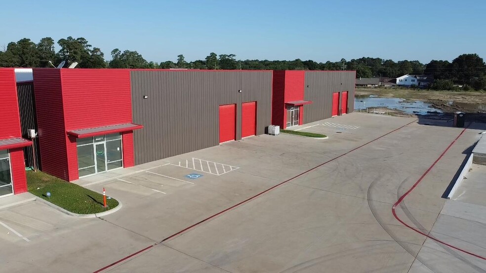 16329 North Fwy, Houston, TX for lease - Building Photo - Image 2 of 12