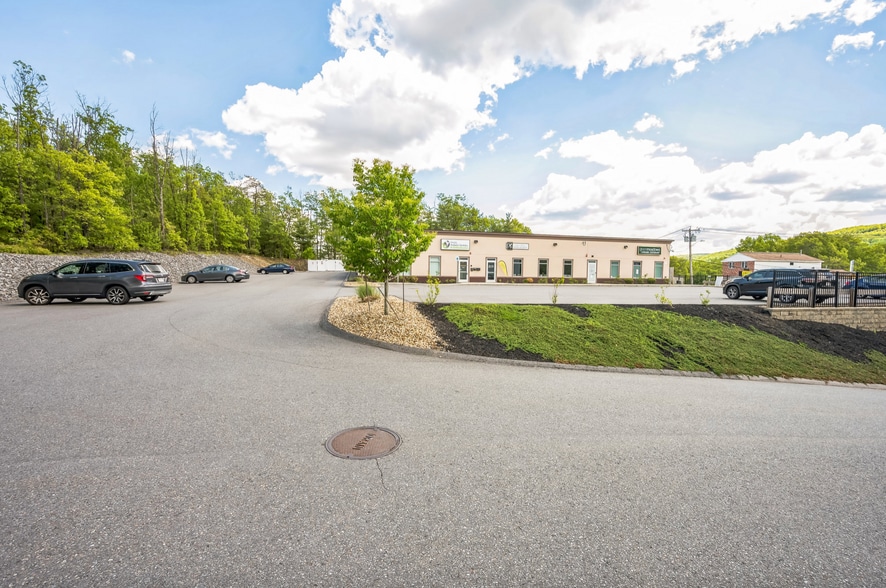 50 Whalon St, Fitchburg, MA for sale - Building Photo - Image 3 of 7