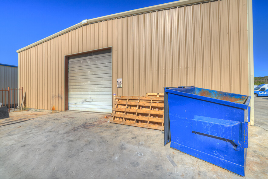 1379 Wald Rd, New Braunfels, TX for lease - Building Photo - Image 3 of 65