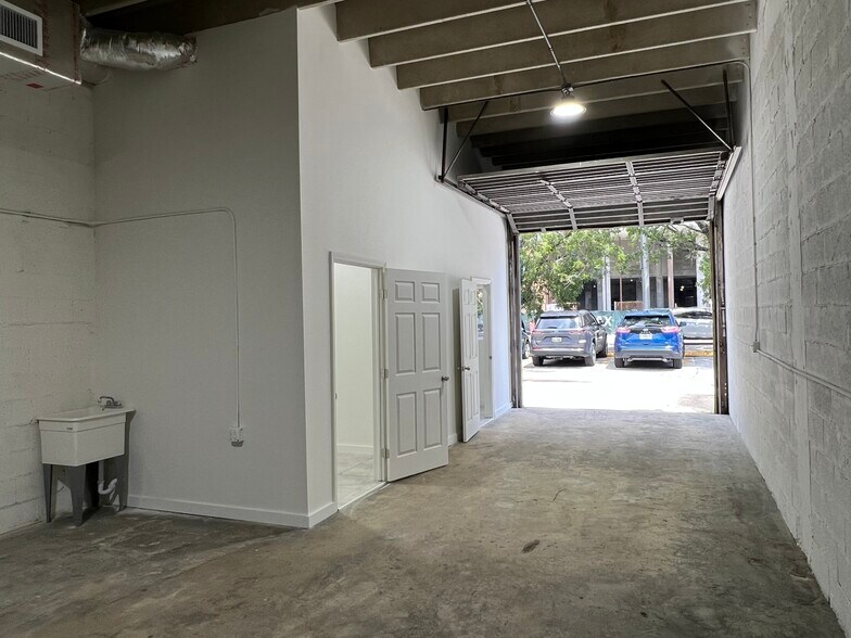 1600-1616 NW 20th St, Miami, FL à louer - Photo du bâtiment - Image 3 de 4