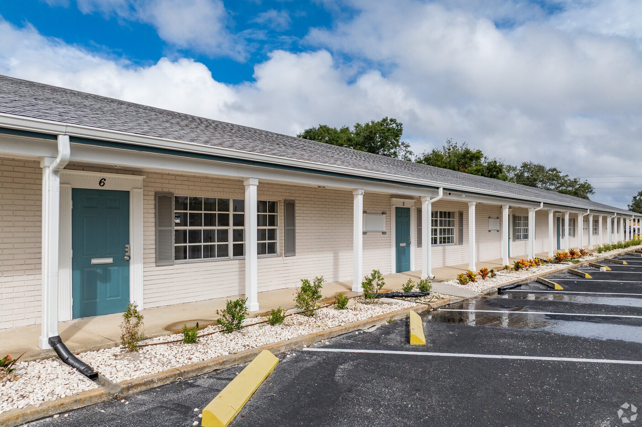 5622 Marine Pky, New Port Richey, FL à louer Photo principale- Image 1 de 9