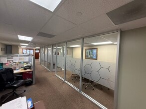 132-134 N Vermont Ave, Glendora, CA for lease Interior Photo- Image 2 of 5