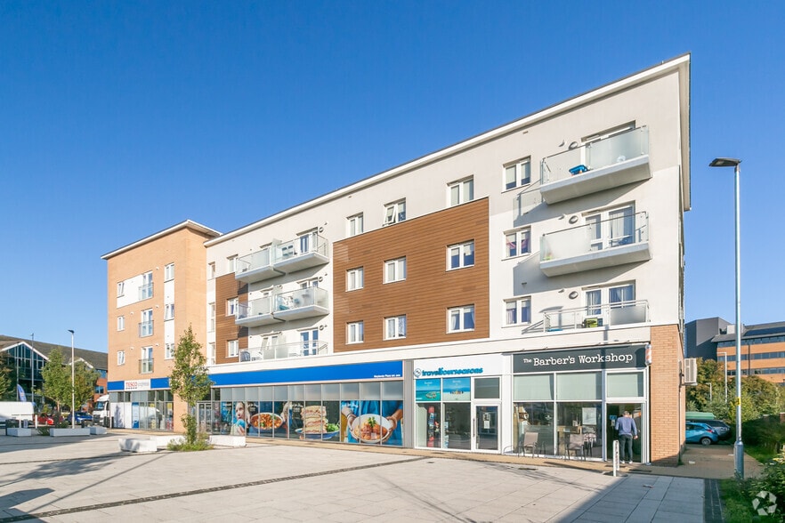 Maylands Av, Hemel Hempstead for lease - Building Photo - Image 3 of 4