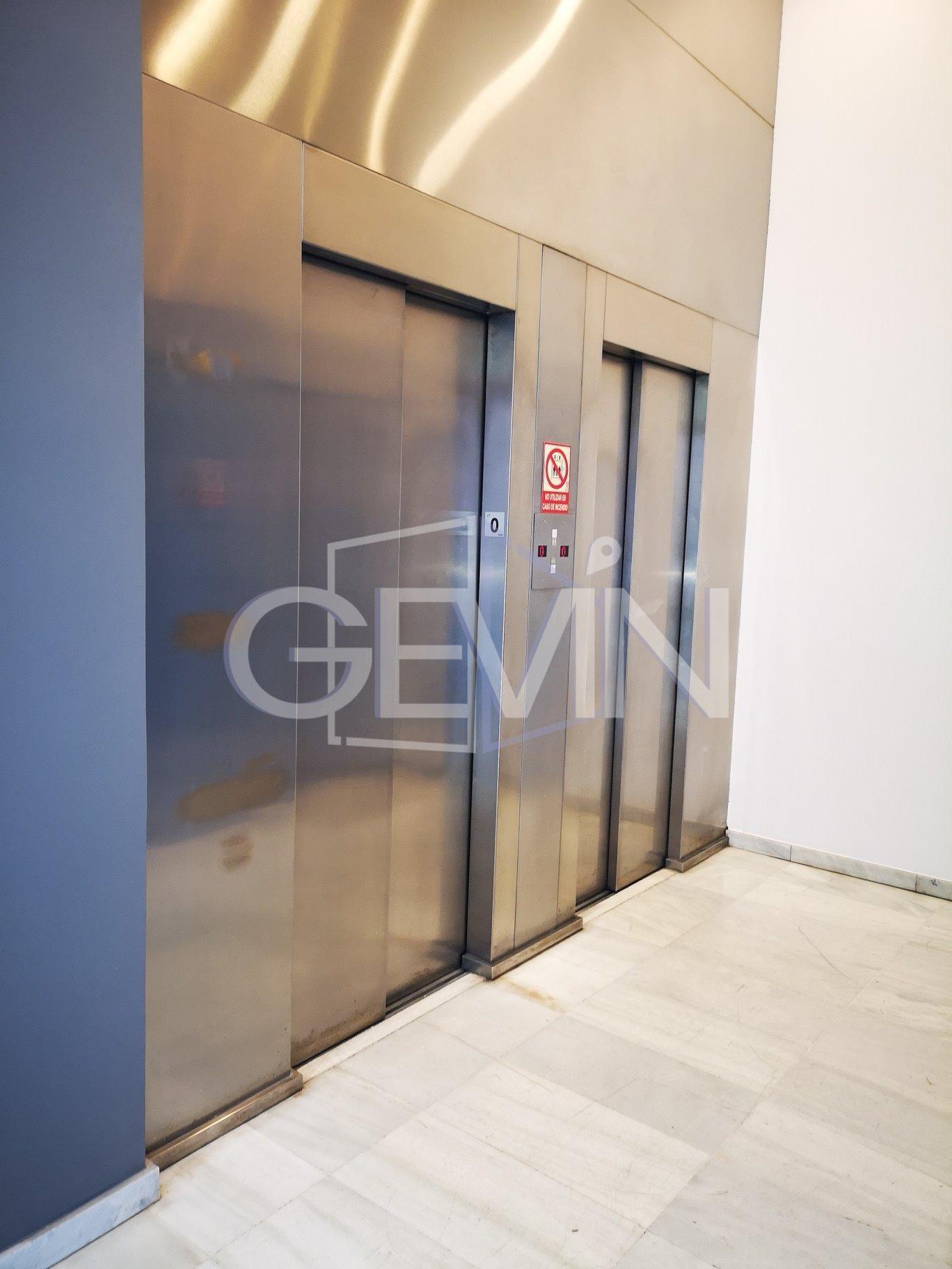 Bureau dans Santa Perpètua de Mogoda, Barcelona à louer Photo intérieure- Image 1 de 8