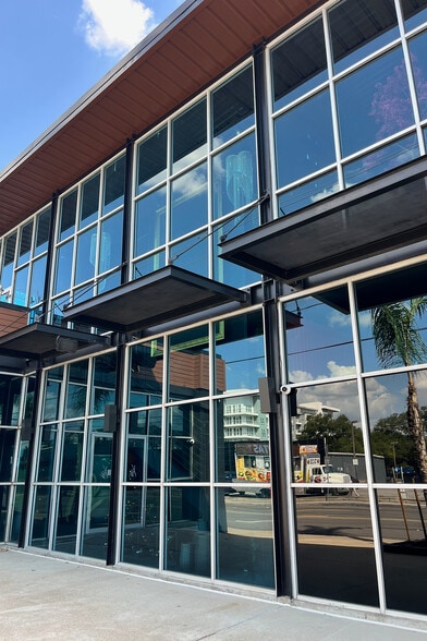 5023 Washington Ave, Houston, TX for lease - Building Photo - Image 2 of 16