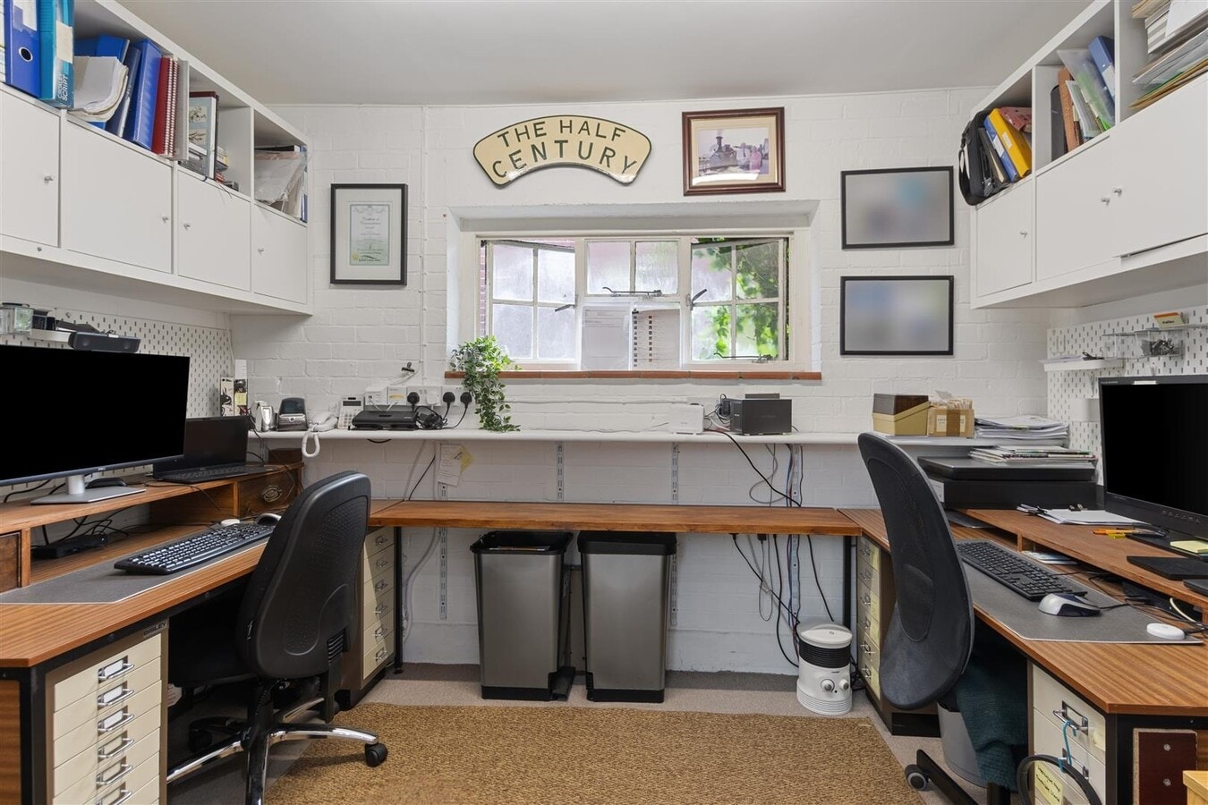 Camelsdale Rd, Haslemere, SRY GU27 3SD - Unit 126A -  - Interior Photo - Image 1 of 7