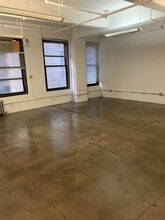 242 W 30th St, New York, NY for lease Interior Photo- Image 1 of 3