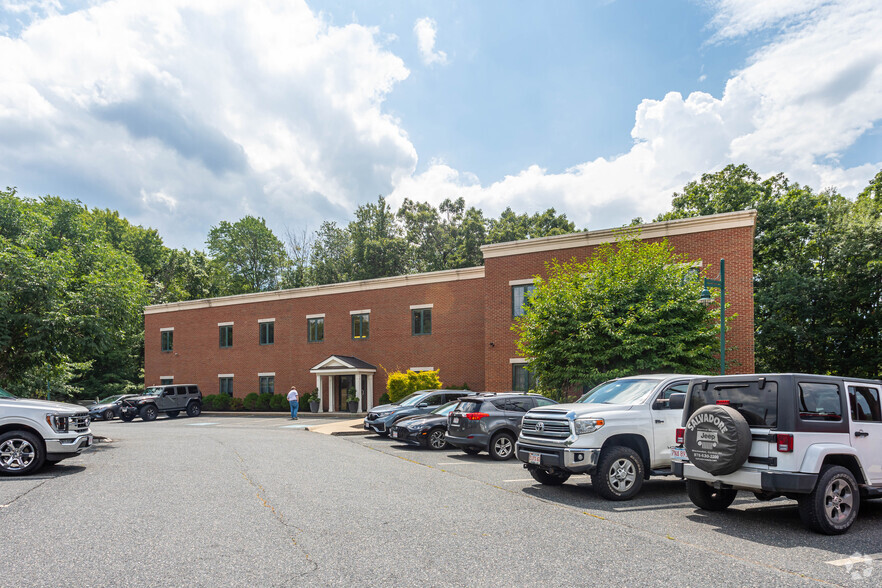 100 Waverly St, Ashland, MA for lease - Building Photo - Image 2 of 3
