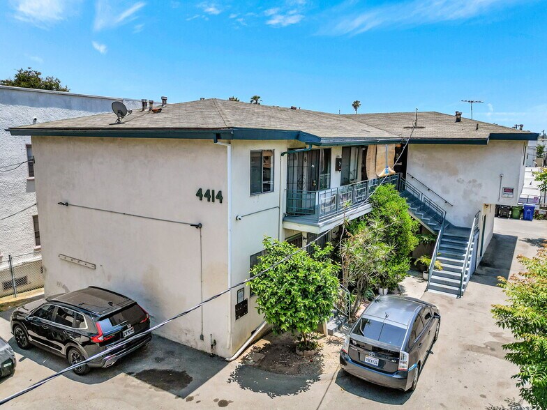 4412 E Lockwood Ave, Los Angeles, CA à vendre - Photo du bâtiment - Image 2 de 14