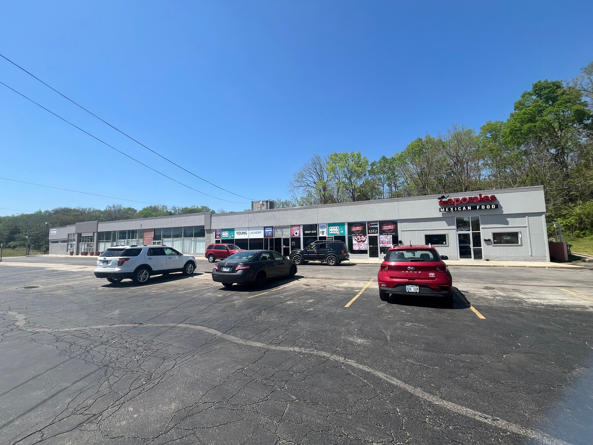 1260-1280 Merriam Ln, Kansas City, KS for lease Building Photo- Image 1 of 7