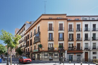 Plus de détails pour Calle de Toledo, 105, Madrid - Commerce de détail à louer