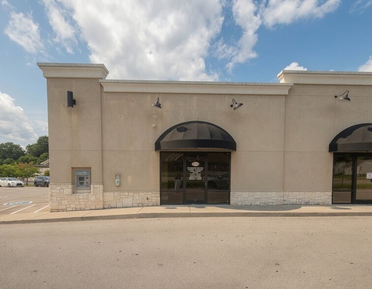1551 E Morris Blvd, Morristown, TN à louer - Photo du bâtiment - Image 2 de 8
