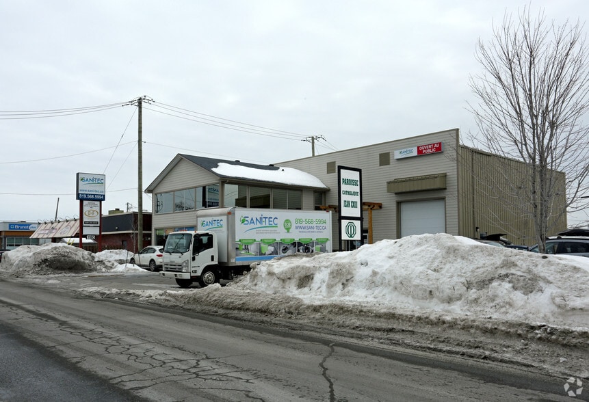 1180 Boul Saint-René O, Gatineau, QC for sale - Primary Photo - Image 1 of 3