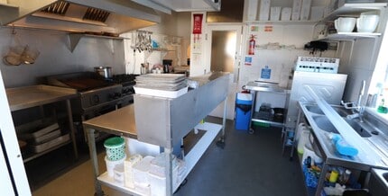 1-2 Crossroads Close, Padstow for lease Interior Photo- Image 2 of 4