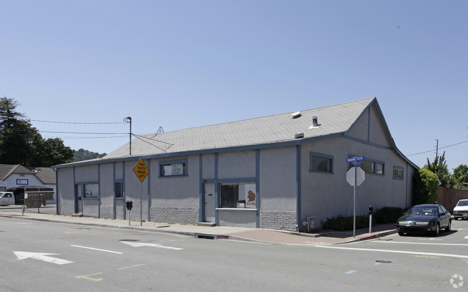 645-665 Marina Vista Ave, Martinez, CA for lease - Primary Photo - Image 1 of 3