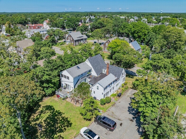 37 School St, Hyannis, MA à vendre - Photo du bâtiment - Image 2 de 40