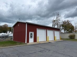 1400 Youngs Ave, Southold, NY for lease Interior Photo- Image 2 of 3