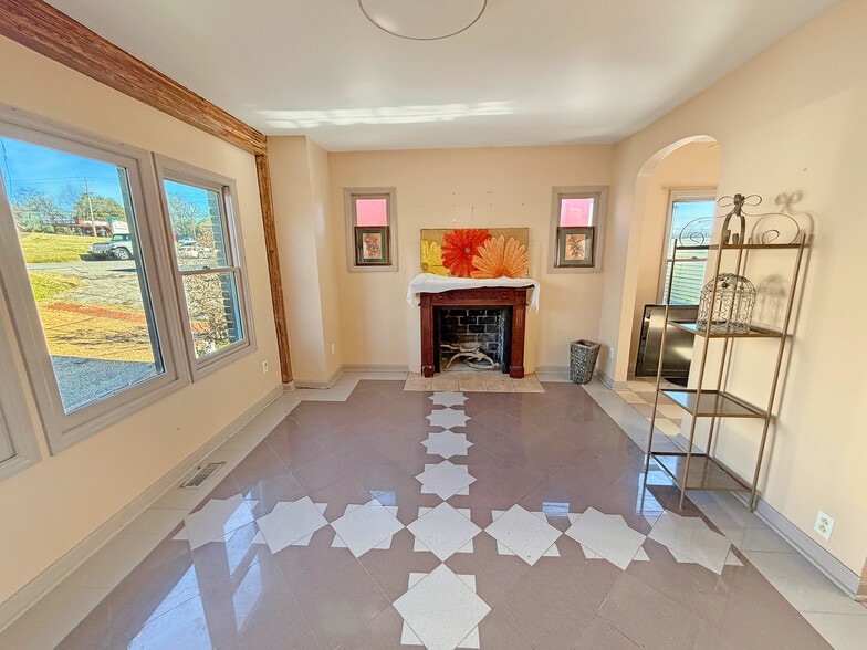 1022 Virginia Ave, Nashville, TN for sale - Building Photo - Image 3 of 6