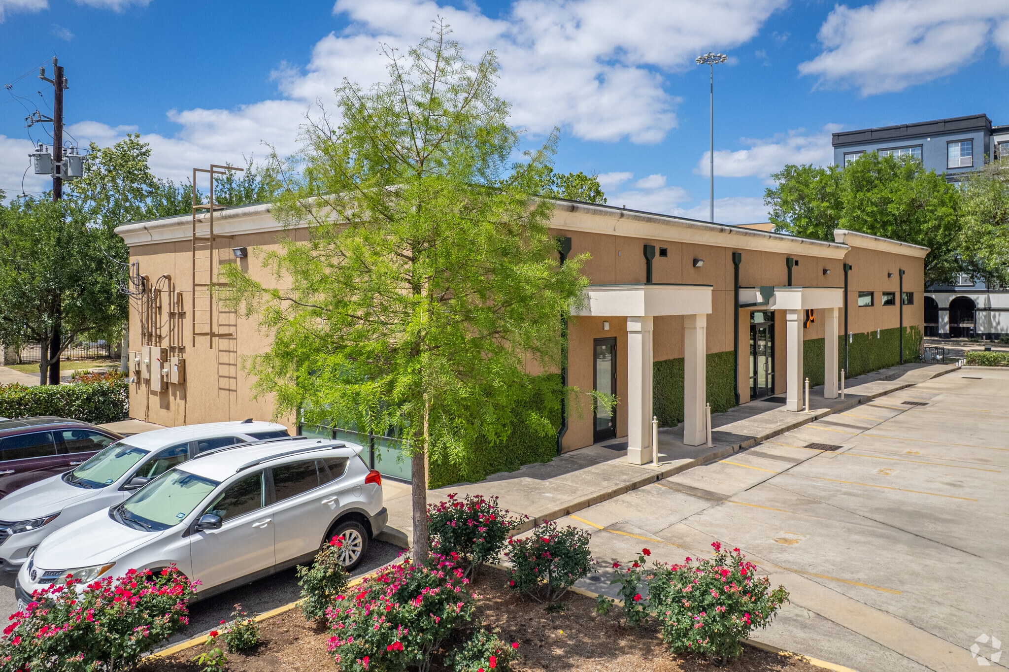 3415 Louisiana St, Houston, TX for lease Building Photo- Image 1 of 8