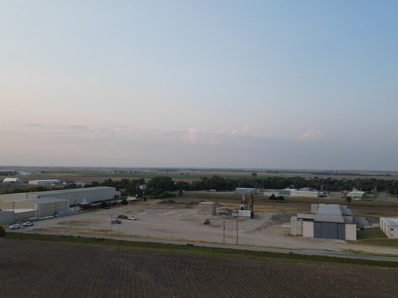 2500 E 9th St, Hays, KS à vendre - Photo du bâtiment - Image 3 de 31