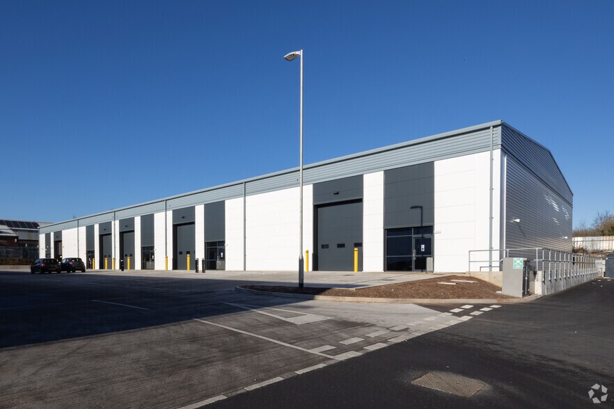 2E Warstock Rd, Birmingham à louer - Photo du bâtiment - Image 1 de 29