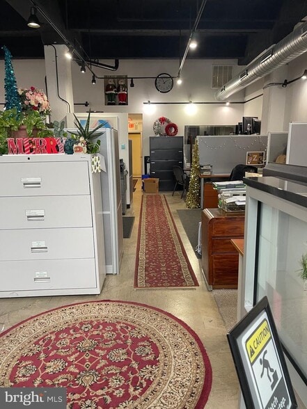 444 N 4th St, Philadelphia, PA for lease - Interior Photo - Image 2 of 16