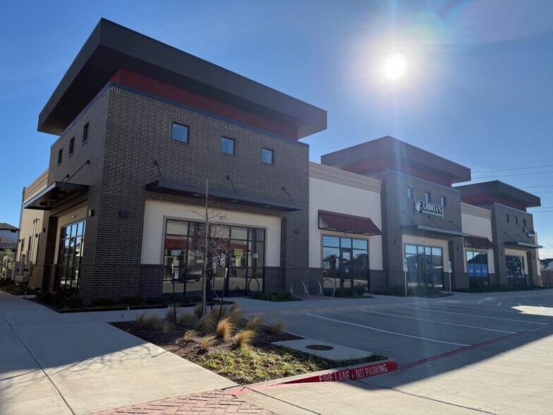 10234 Coit Rd, Frisco, TX à louer - Photo du bâtiment - Image 3 de 12