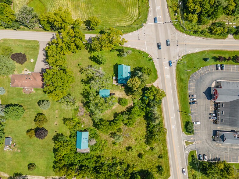 3104 Il-176, Crystal Lake, IL à vendre - Photo du bâtiment - Image 3 de 7