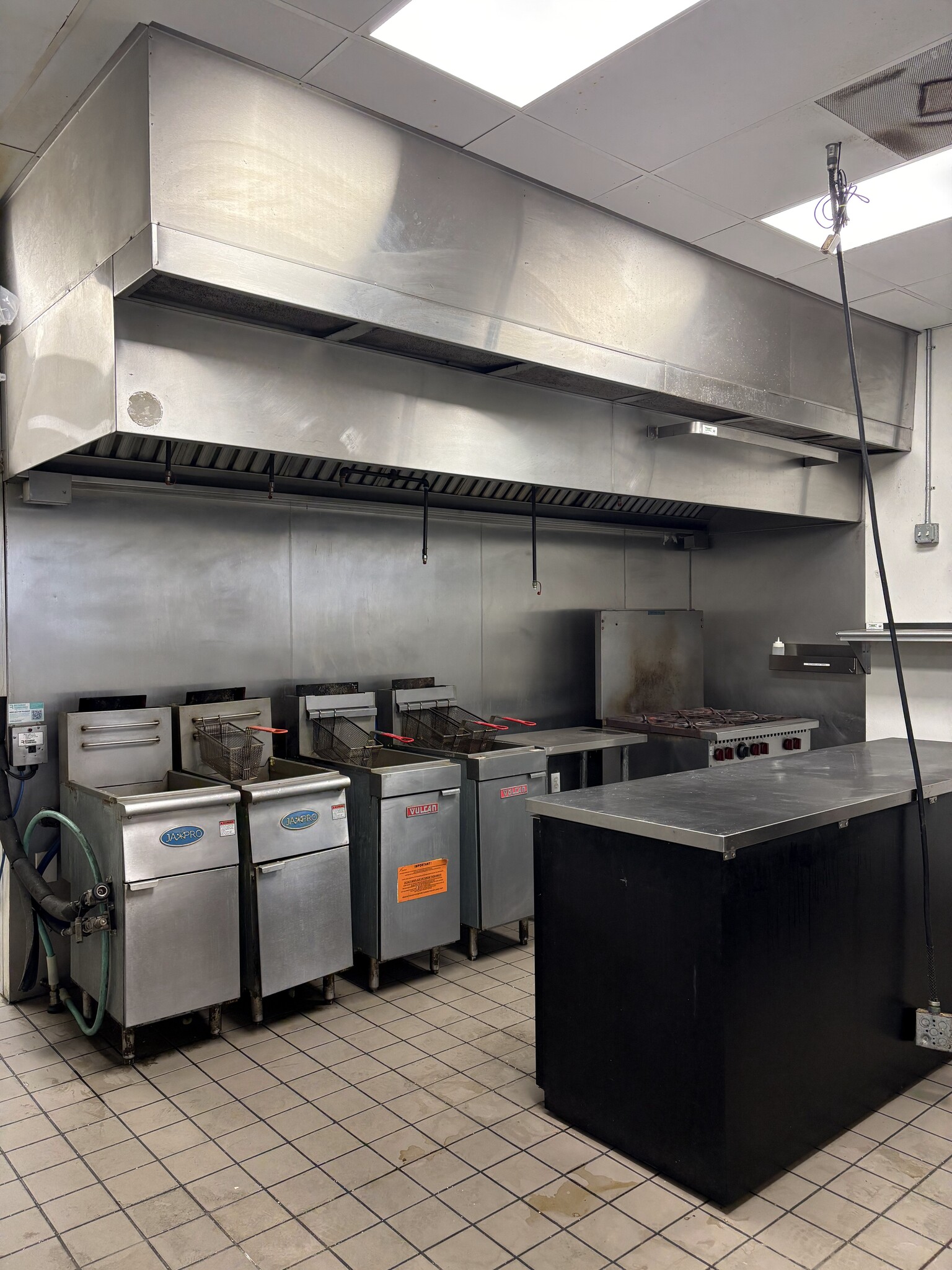 Hwy 151 & Military Dr W, San Antonio, TX for lease Interior Photo- Image 1 of 11