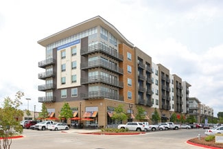 Plus de détails pour 410 S University Ave, Little Rock, AR - Commerce de détail à louer