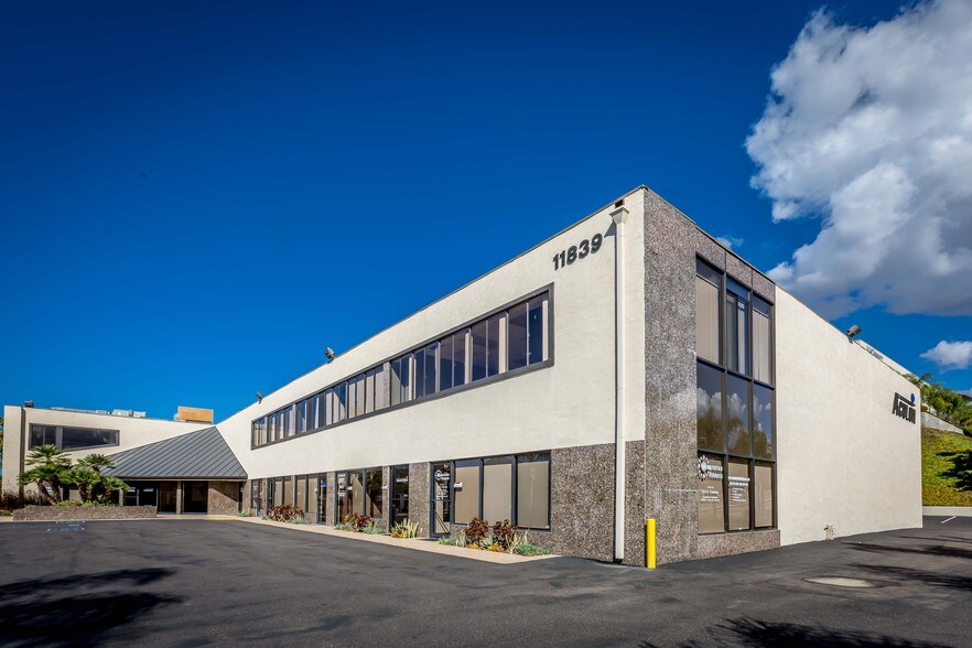 11839-11855 Sorrento Valley Rd, San Diego, CA à louer - Photo du bâtiment - Image 3 de 12