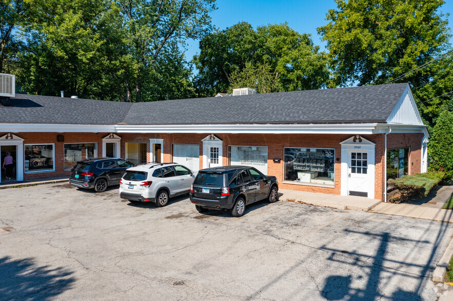 3339-3347 Golf Rd, Evanston, IL for lease - Building Photo - Image 2 of 5