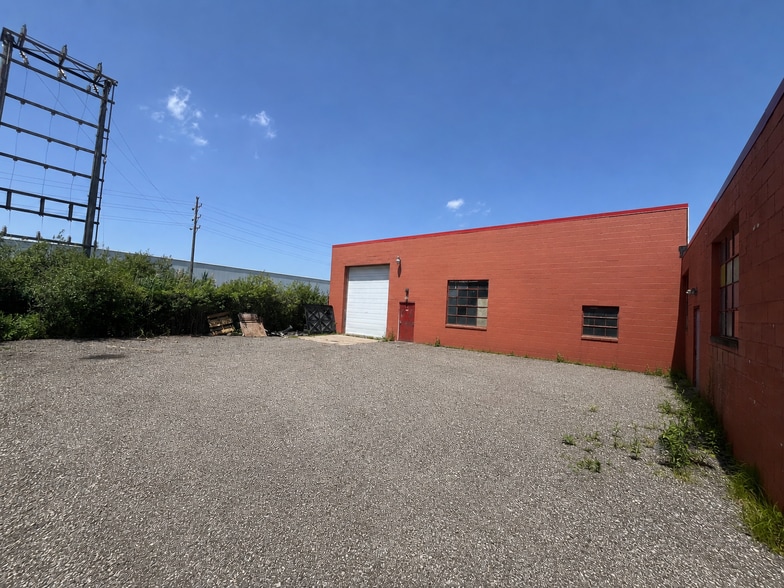 4780 Briar Rd, Cleveland, OH for sale - Building Photo - Image 2 of 9