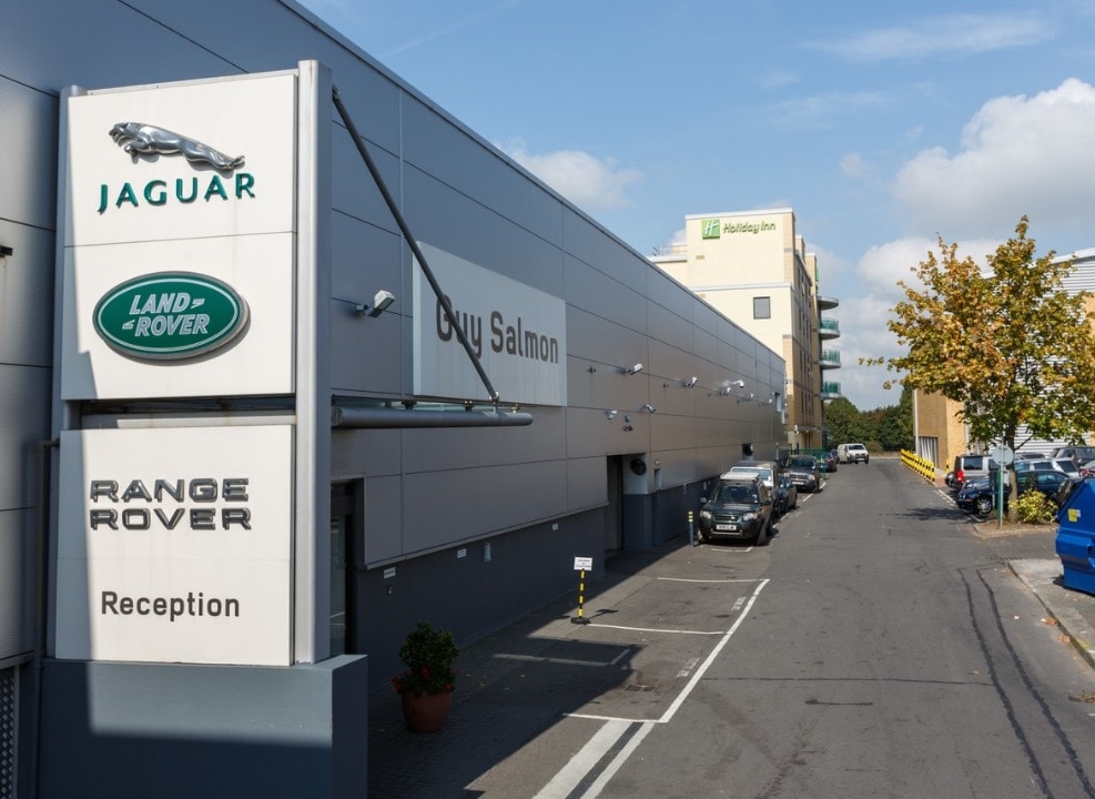 Portsmouth Rd, Surbiton for lease Building Photo- Image 1 of 4