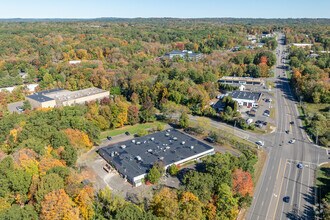 1 Trefoil Dr, Trumbull, CT - Aerial map view