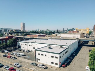 Plus de détails pour 111 SE Yamhill St, Portland, OR - Industriel à vendre