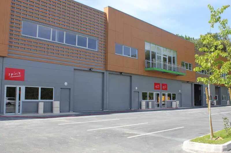 Flex dans Villebon-sur-Yvette à louer - Photo du bâtiment - Image 2 de 5