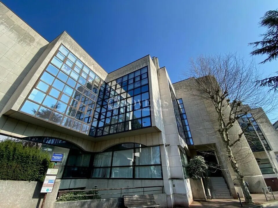 Bureau dans Nogent-sur-Marne à louer Photo du bâtiment- Image 1 de 12