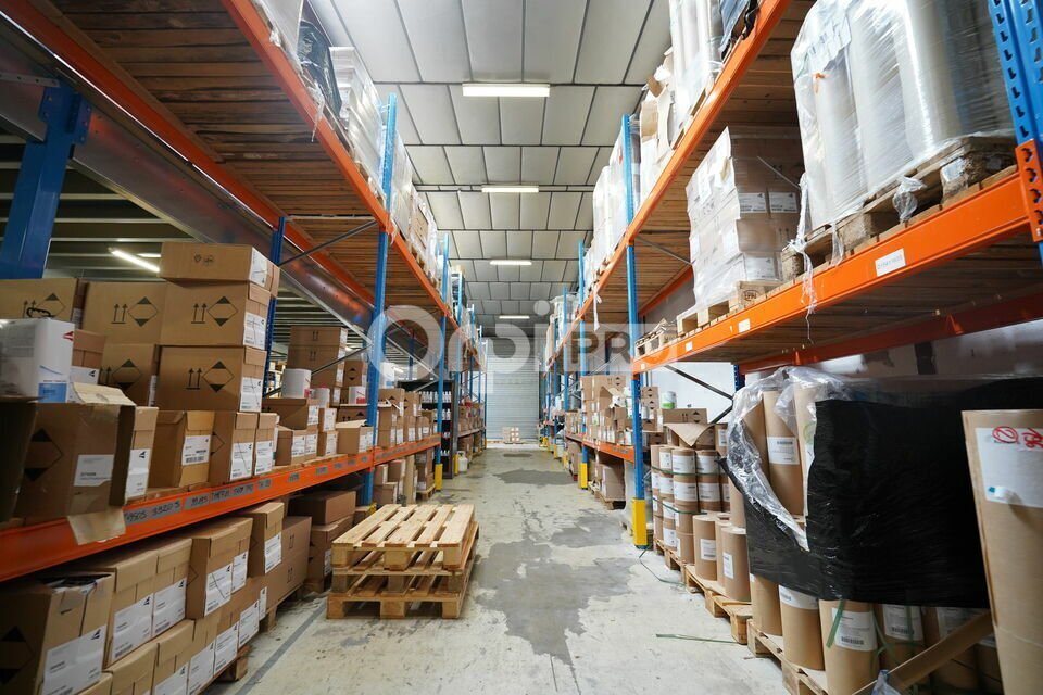 1 Rue Jacques Monod, Vaulx-en-Velin for lease Building Photo- Image 1 of 8
