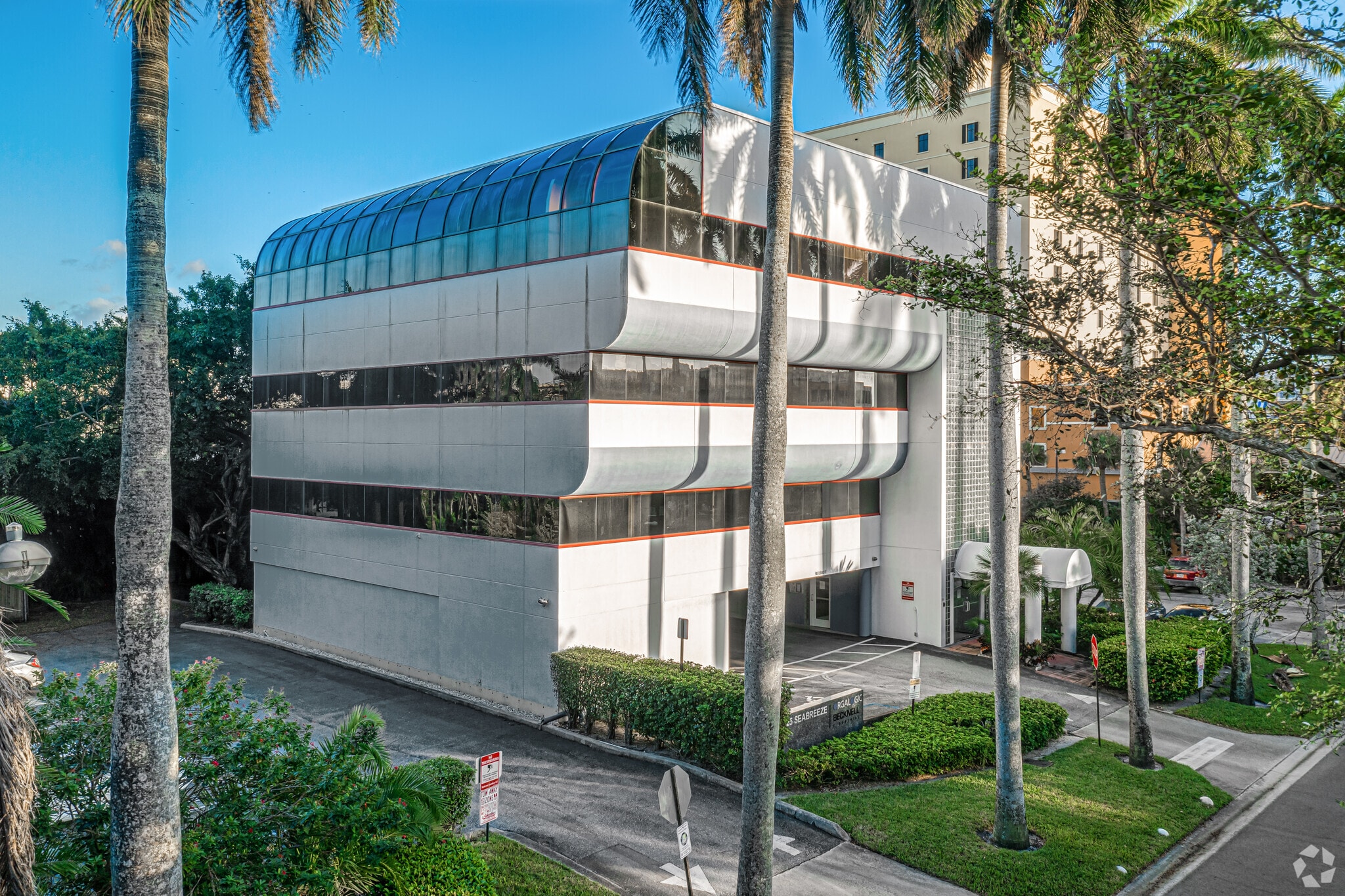 25 Seabreeze Ave, Delray Beach, FL for lease Primary Photo- Image 1 of 6