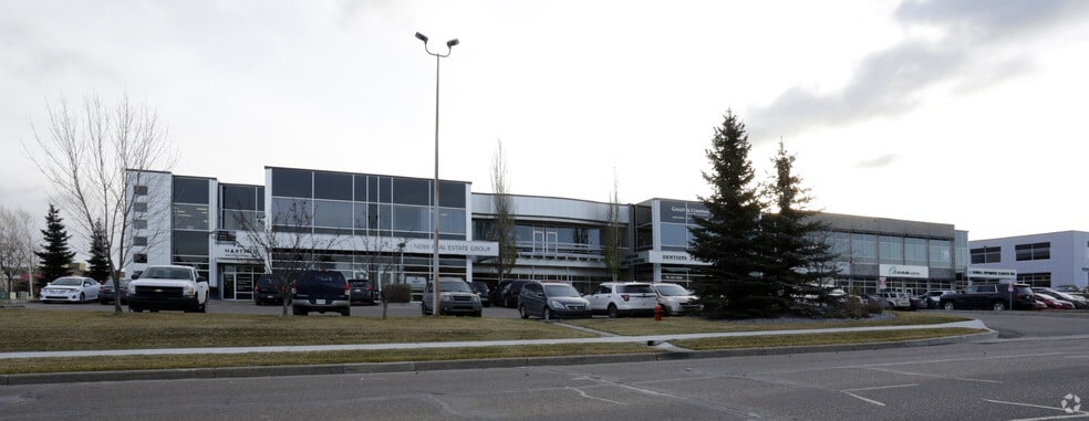 65 Chippewa Rd, Sherwood Park, AB à vendre - Photo du bâtiment - Image 3 de 56