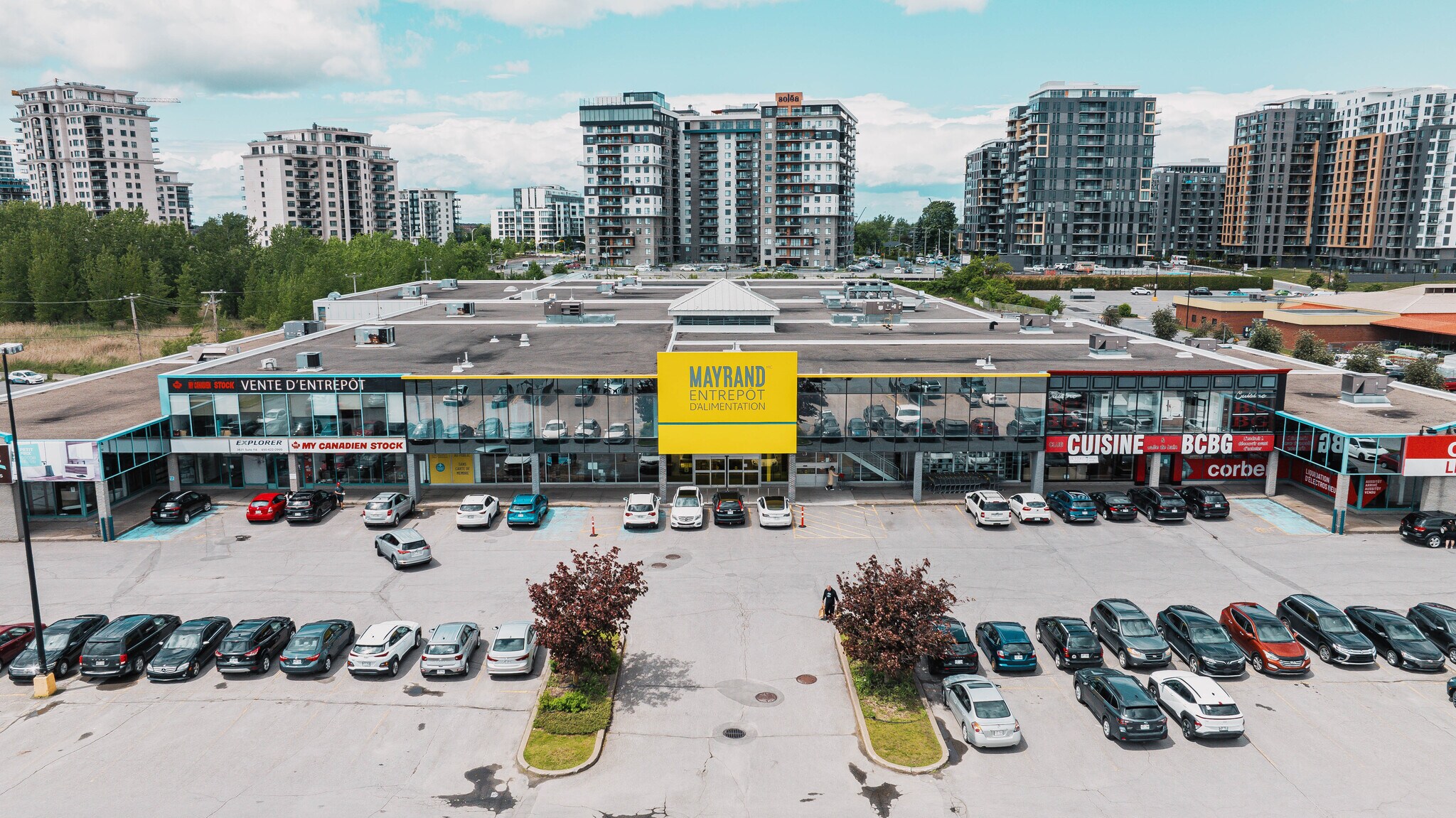 3607-3623 Aut 440, Laval, QC for lease Primary Photo- Image 1 of 6