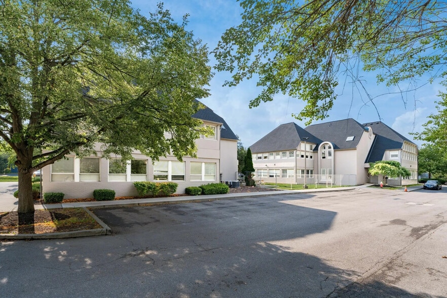 3386-3400 Snouffer Road portfolio of 2 properties for sale on LoopNet.ca - Building Photo - Image 2 of 23