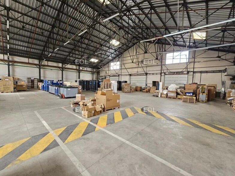 Industrial in Bonneuil-sur-Marne for lease - Building Photo - Image 3 of 7