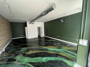 5632-52 N Clark St, Chicago, IL for lease Interior Photo- Image 2 of 2